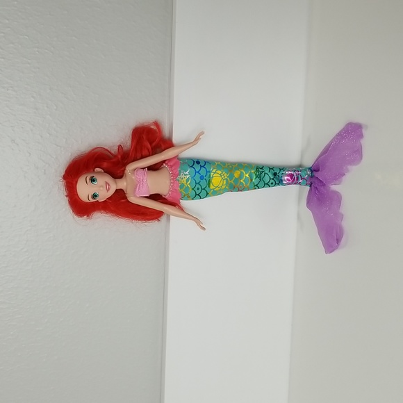 Disney My Little Mermaid Ariel Doll - Picture 4 of 11